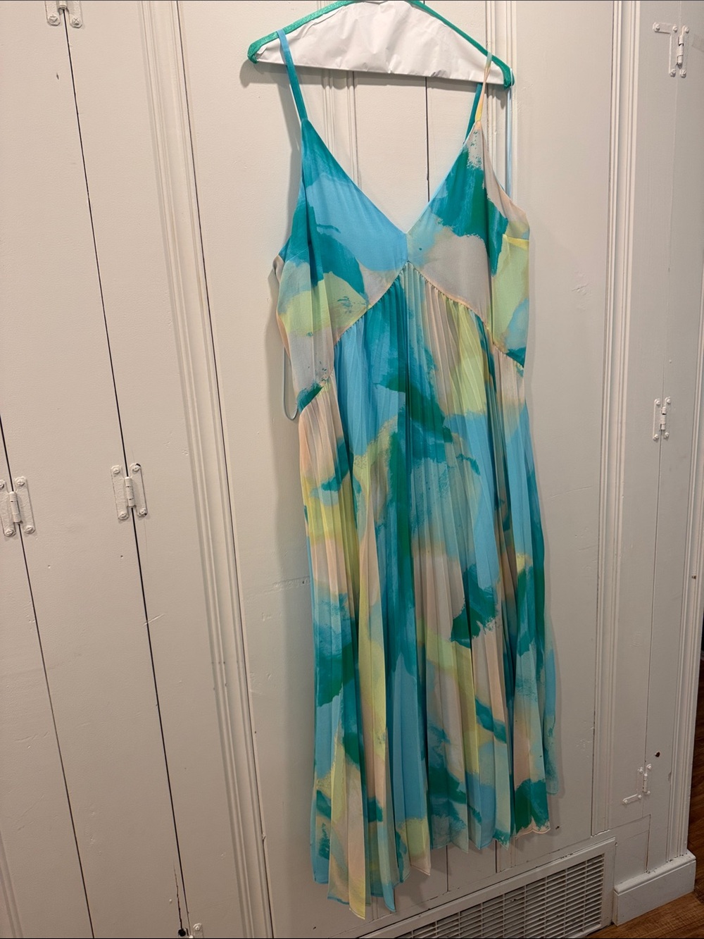 Chelsea28 Turquoise & Yellow Pleated Maxi Dress